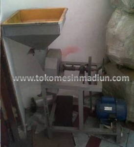 giling kedelai tempe
