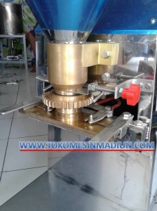 alat pencetak bakso