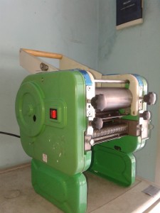 mesin pembuat pangsit dan mie (1)