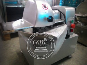 mesin bowl cutter untuk pelumat daging dan sayuran di madiun