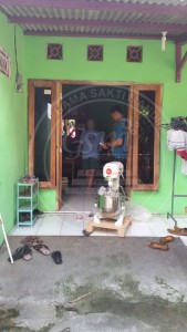 mesin mixer adonan segala roti Type DMX-H20 murah di madiun