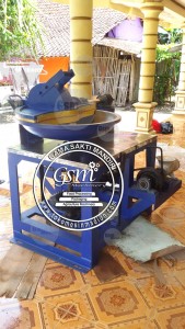 mesin penggiling daging dan mixer adonan bakso diameter 70 cm