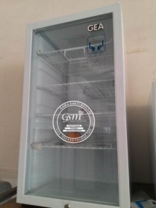 Mesin Lemari Pendingin Minuman EXPO-90