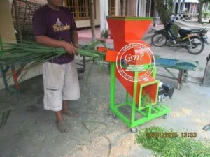 Mesin Pencacah Rumput Gajah